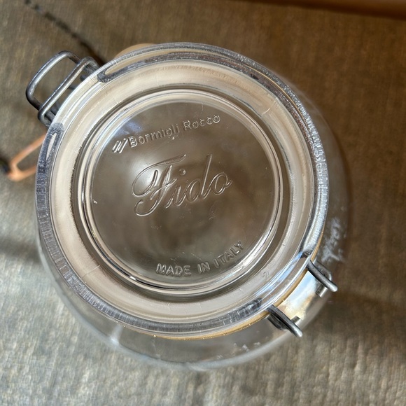 Clear Glass Storage Jar with Clamp Lid - Picture 6 of 9